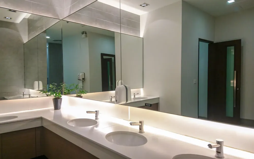 miroiterie_miroir_vitre_cassee_fenetre_double_vitrage_rennes